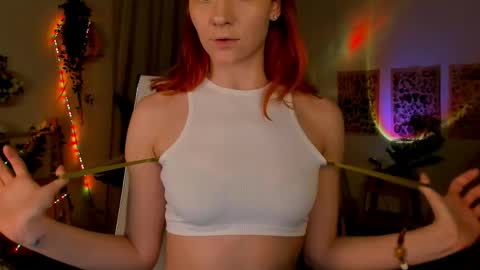 Lisa Aris online show from 11, 5, 2026