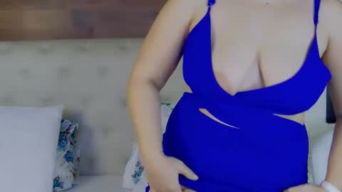 SofiaHanson online show from 28, 1, 2025