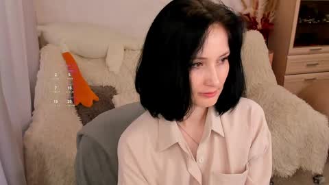 Snapshot of lisamooore chatting on 8, 6, 2026 Lisa Moore online show from 8, 6, 2026