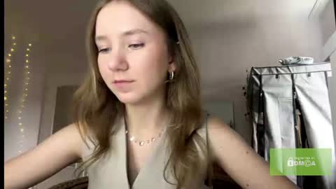 Snapshot of lisasmall chatting on 18, 7, 2026 lisasmall online show from 18, 7, 2026