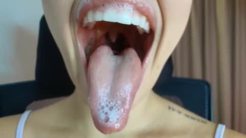 Lisbet online show from 27, 3, 2026