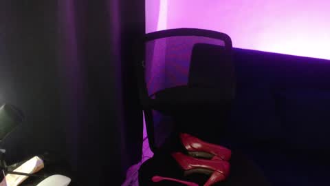 Snapshot of liss_petty chatting on 25, 1, 2025  Liss  online show from 25, 1, 2025