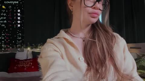 Snapshot of lissa_rose chatting on 23, 12, 2024 lissa_rose online show from 23, 12, 2024