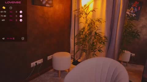 Snapshot of lissaros chatting on 6, 2, 2025 lissaros online show from 6, 2, 2025