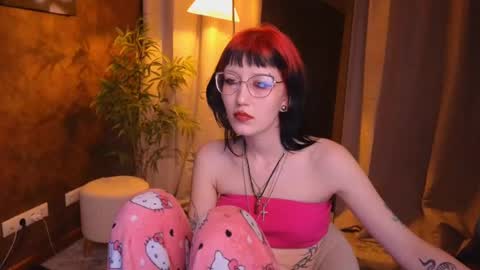 Snapshot of lissaros chatting on 14, 2, 2025 lissaros online show from 14, 2, 2025