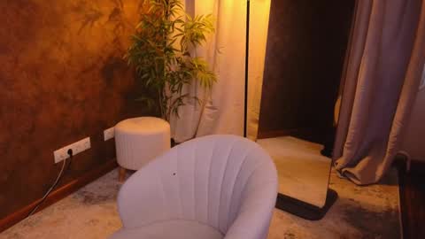 Snapshot of lissaros chatting on 21, 2, 2025 lissaros online show from 21, 2, 2025