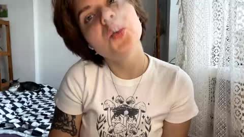 Snapshot of litamedino chatting on 22, 9, 2025 Rita online show from 22, 9, 2025