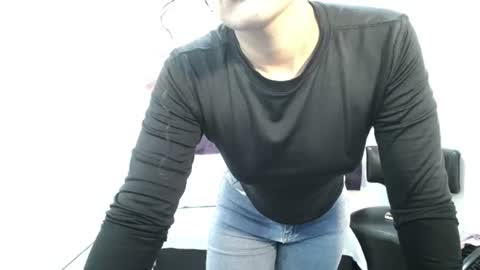 Snapshot of little18doll chatting on 7, 7, 2026 little18doll online show from 7, 7, 2026