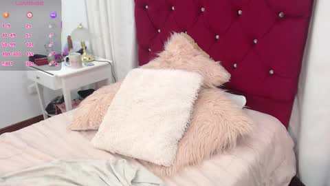 Snapshot of little__amy_ chatting on 13, 10, 2025 AMY online show from 13, 10, 2025