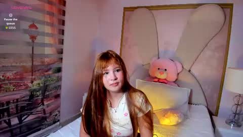 little__doll18 online show from 23, 6, 2026