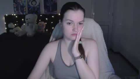 little__flowers online show from 4, 12, 2025