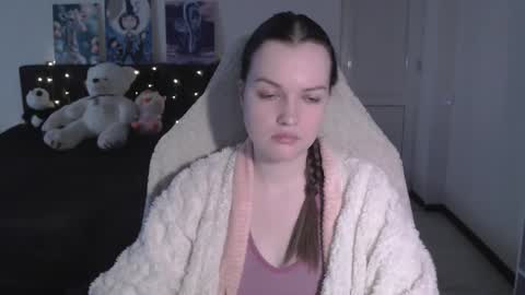 little__flowers online show from 26, 2, 2026