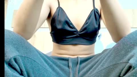 Snapshot of little__maddy chatting on 1, 6, 2026 Maddy online show from 1, 6, 2026