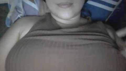 Snapshot of little_anef chatting on 20, 5, 2026 little_anef online show from 20, 5, 2026