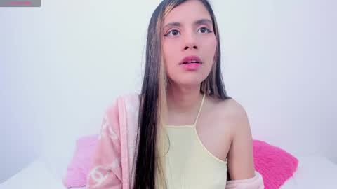 Snapshot of little_angelhot chatting on 21, 12, 2024 angelica online show from 21, 12, 2024