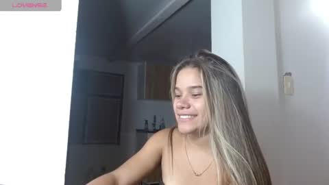 Snapshot of little_babyboo_ chatting on 5, 7, 2026 Catalina online show from 5, 7, 2026