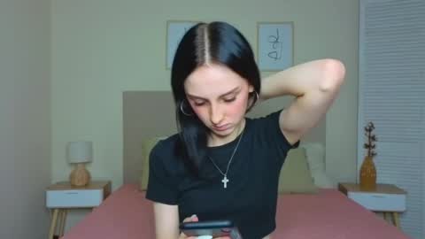 little_mollee online show from 15, 9, 2025