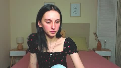 little_mollee online show from 13, 10, 2025