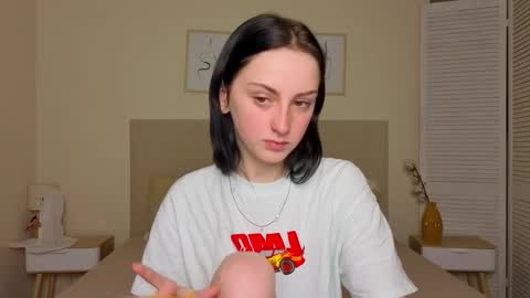 little_mollee online show from 23, 11, 2025