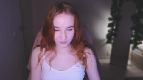 little_pretty_woman online show from 12, 12, 2024