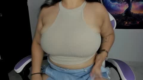 Snapshot of little_shaara chatting on 12, 2, 2025 Shaara online show from 12, 2, 2025