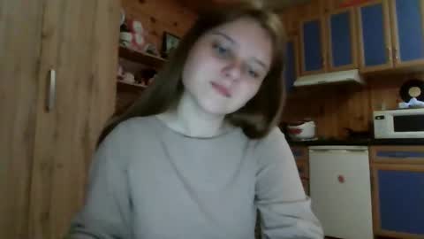Snapshot of little_shygirl_ chatting on 18, 9, 2025 little_shygirl_ online show from 18, 9, 2025