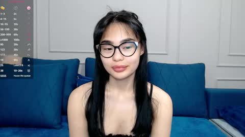 Snapshot of little_v1rgin_angel chatting on 4, 2, 2025 Kwan online show from 4, 2, 2025