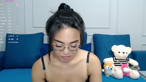 Snapshot of little_v1rgin_angel chatting on 25, 9, 2025 Kwan online show from 25, 9, 2025