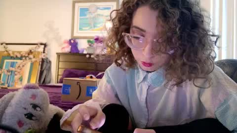 littledeathtrap online show from 24, 2, 2026