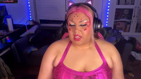 littledracula666 online show from 16, 2, 2025