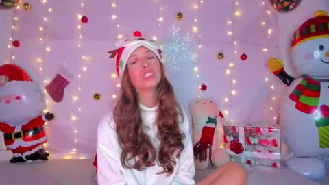 littlee_emma_ online show from 30, 12, 2024