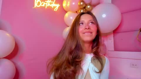 littlee_emma_ online show from 22, 2, 2025