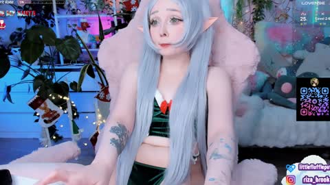 Snapshot of littleflufflepuff chatting on 21, 12, 2024 Riza Riri Puff  online show from 21, 12, 2024