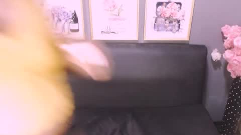 Snapshot of littleindianmilf chatting on 2, 12, 2024 littleindianmilf online show from 2, 12, 2024