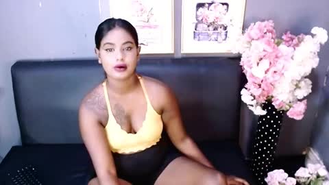 Snapshot of littleindianmilf chatting on 25, 2, 2025 littleindianmilf online show from 25, 2, 2025