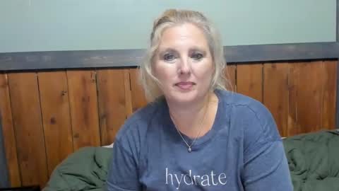 Snapshot of littlelisa1 chatting on 21, 9, 2025 lisanixs online show from 21, 9, 2025