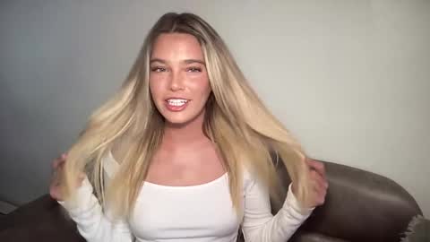 Marciabrady online show from 19, 12, 2024