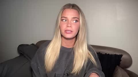 Marciabrady online show from 8, 1, 2025