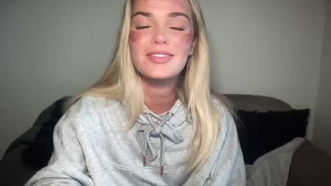 Marciabrady online show from 10, 1, 2025