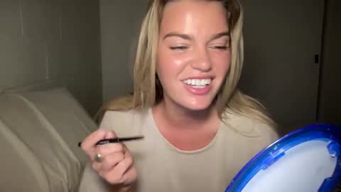 Marciabrady online show from 7, 3, 2025