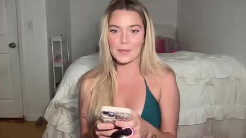 Marciabrady online show from 18, 9, 2025