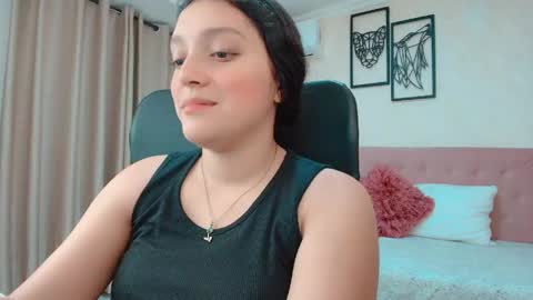 Sarahs Room online show from 30, 5, 2026