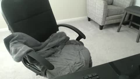 Snapshot of littleone1111765968 chatting on 1, 12, 2024 littleone1111765968 online show from 1, 12, 2024