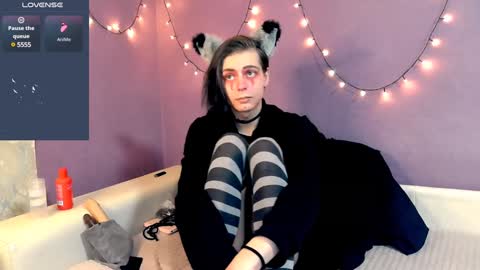 Snapshot of littlepinkcat chatting on 1, 2, 2025 Felix online show from 1, 2, 2025