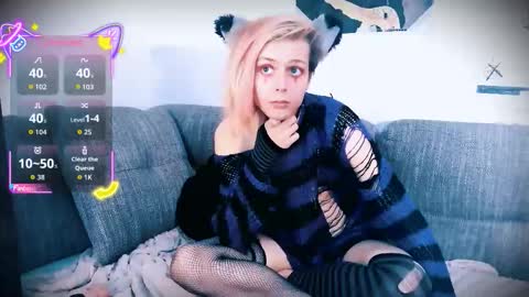 Snapshot of littlepinkcat chatting on 13, 10, 2025 Felix online show from 13, 10, 2025