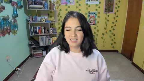 Mia  Wednesday to Sunday 730 am to 1030 am Colombian Hour D online show from 17, 2, 2025