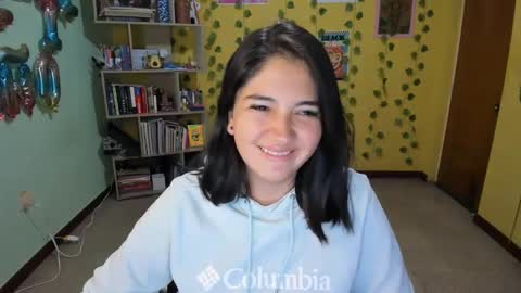 Mia  Wednesday to Sunday 730 am to 1030 am Colombian Hour D online show from 28, 2, 2025