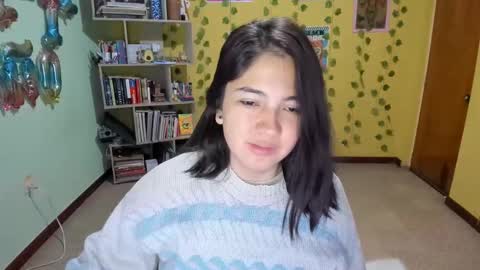 Mia  Wednesday to Sunday 730 am to 1030 am Colombian Hour D online show from 9, 3, 2025