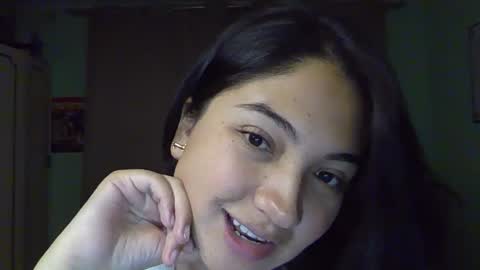 Mia  Wednesday to Sunday 730 am to 1030 am Colombian Hour D online show from 29, 9, 2025