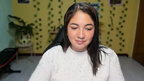 Mia  Wednesday to Sunday 730 am to 1030 am Colombian Hour D online show from 22, 3, 2026